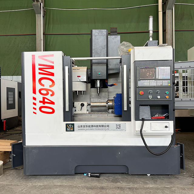 مركز الآلات العمودي الصغيرة VMC640