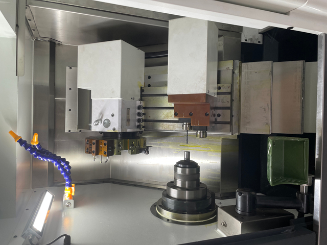 مخرطة CNC ذات السرير المائل ALFCK40 للبيع بسعر منخفض