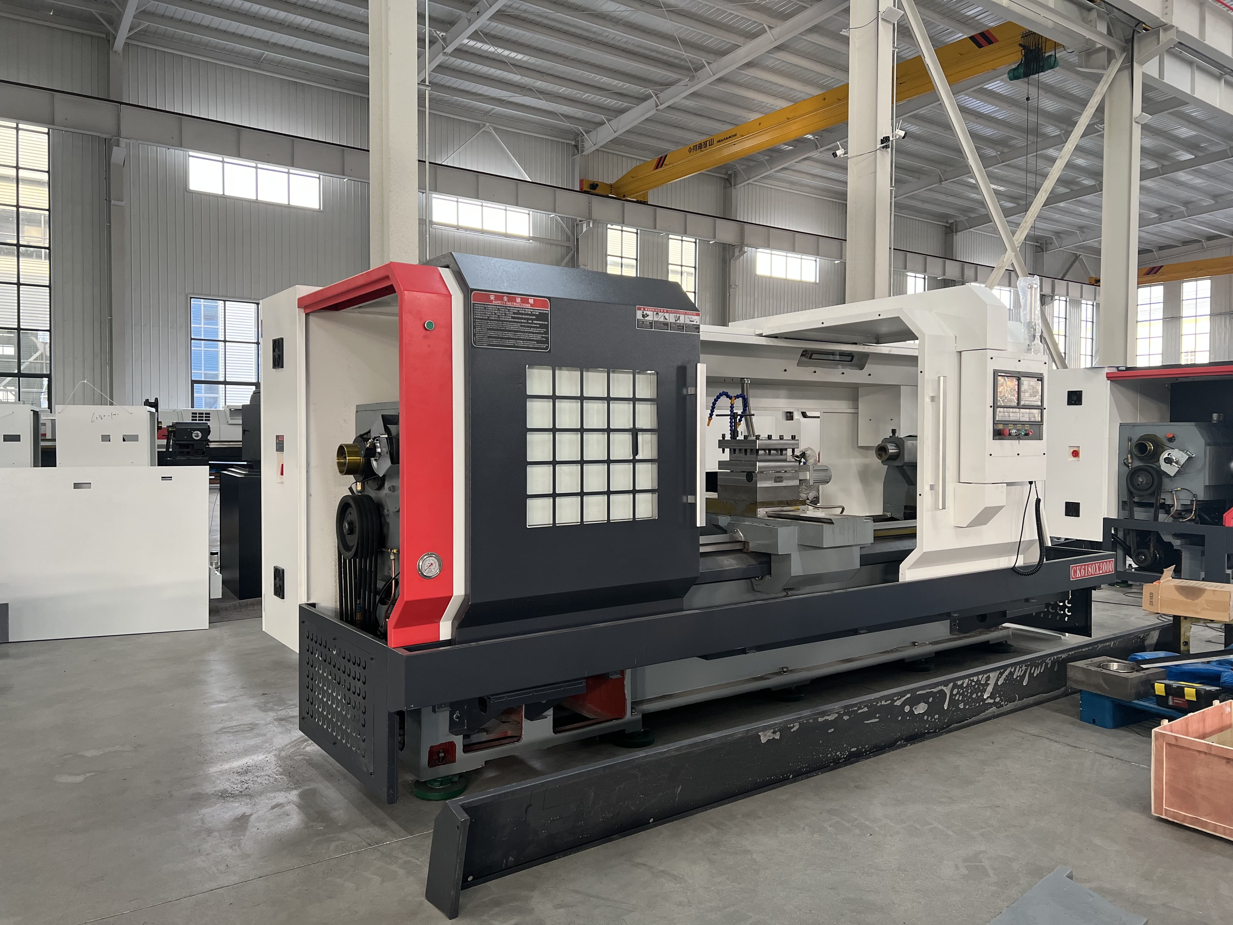 يتم شحن مخرطة CNC ALCK6130X2000 إلى البرازيل لتوسيع السوق الدولية بشكل أكبر