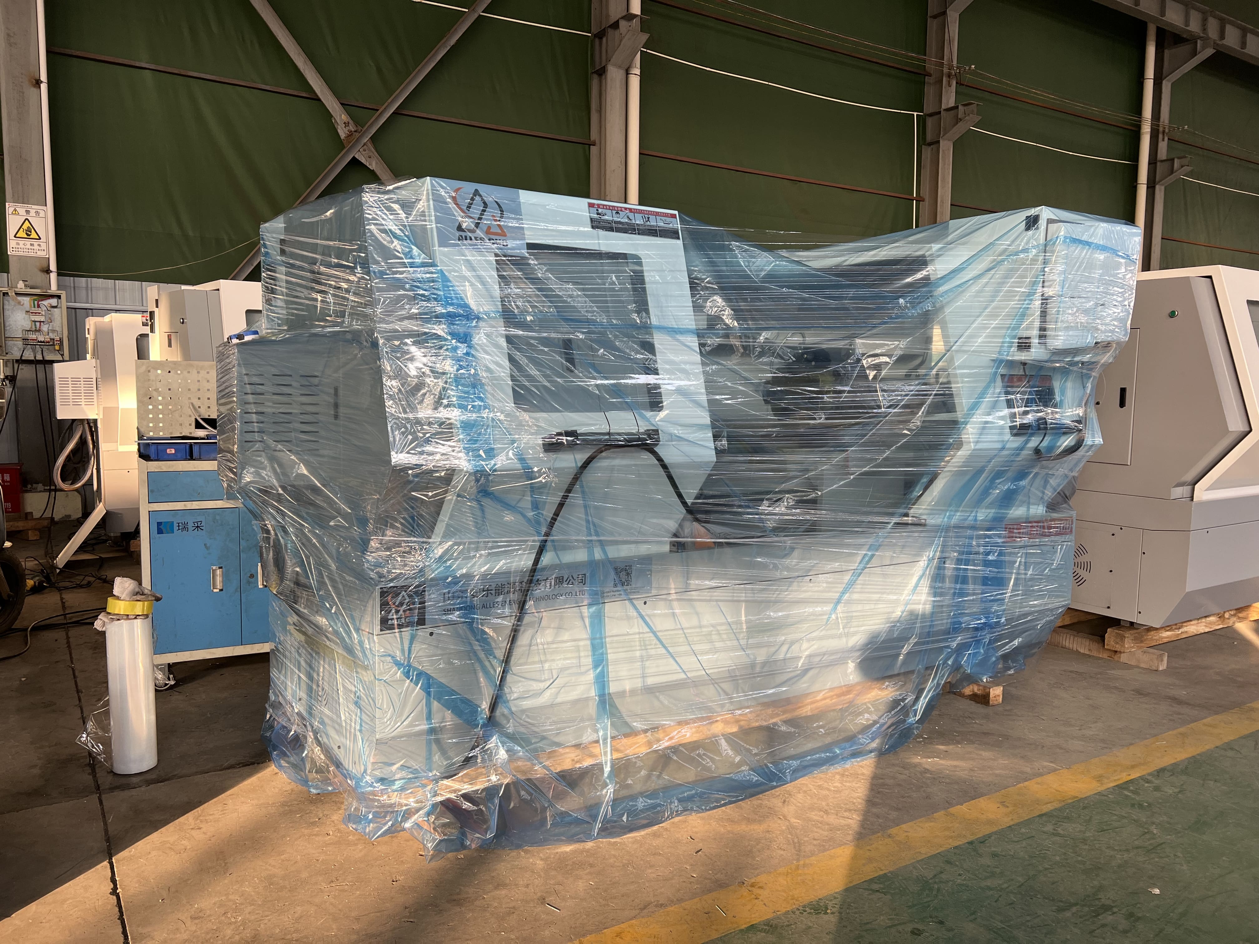 075B3E3E3F481F11E061F05346C2943F-MIN