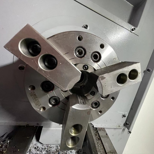 آلة مخرطة CNC Ck6136 مخرطة CNC أفقية عالية الدقة