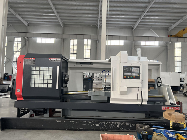 مخرطة CNC المطبقة على خيط أنابيب الزيت