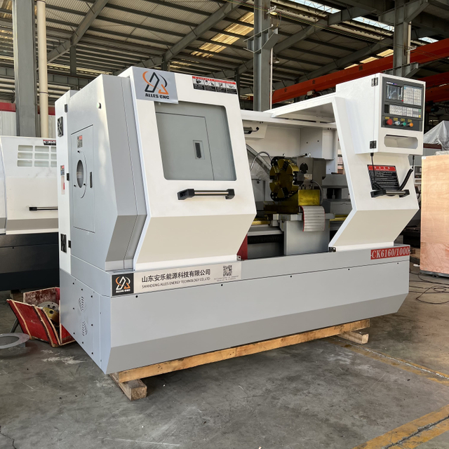 ماكينة خراطة CNC جديدة لخيوط الأنابيب الأفقية CK6160 مع وحدة تحكم Fanuc