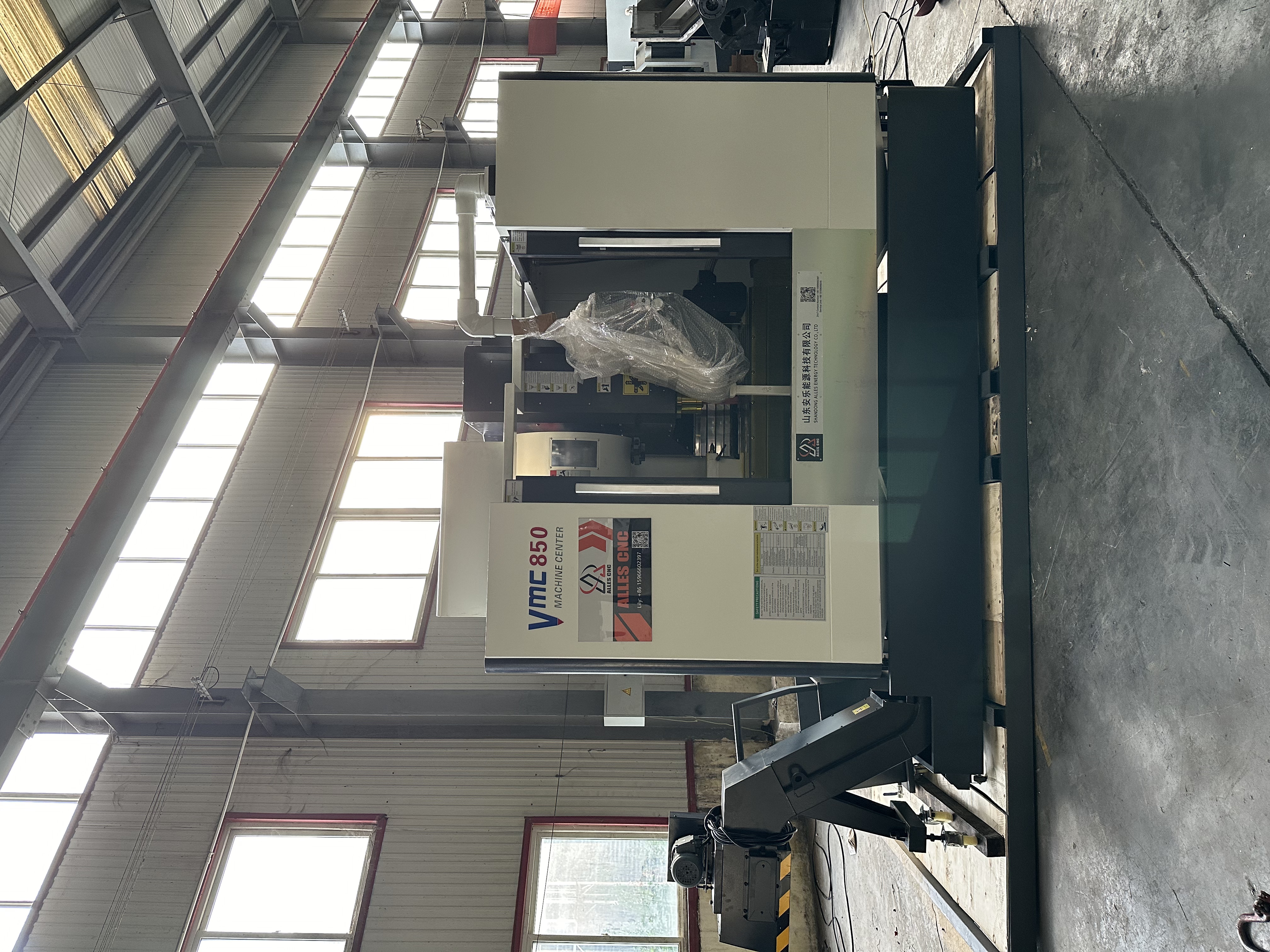 تم شحن مركز التصنيع الرأسي ALVCM850 بنجاح إلى روسيا للمساعدة في ترقية صناعة التصنيع المحلية