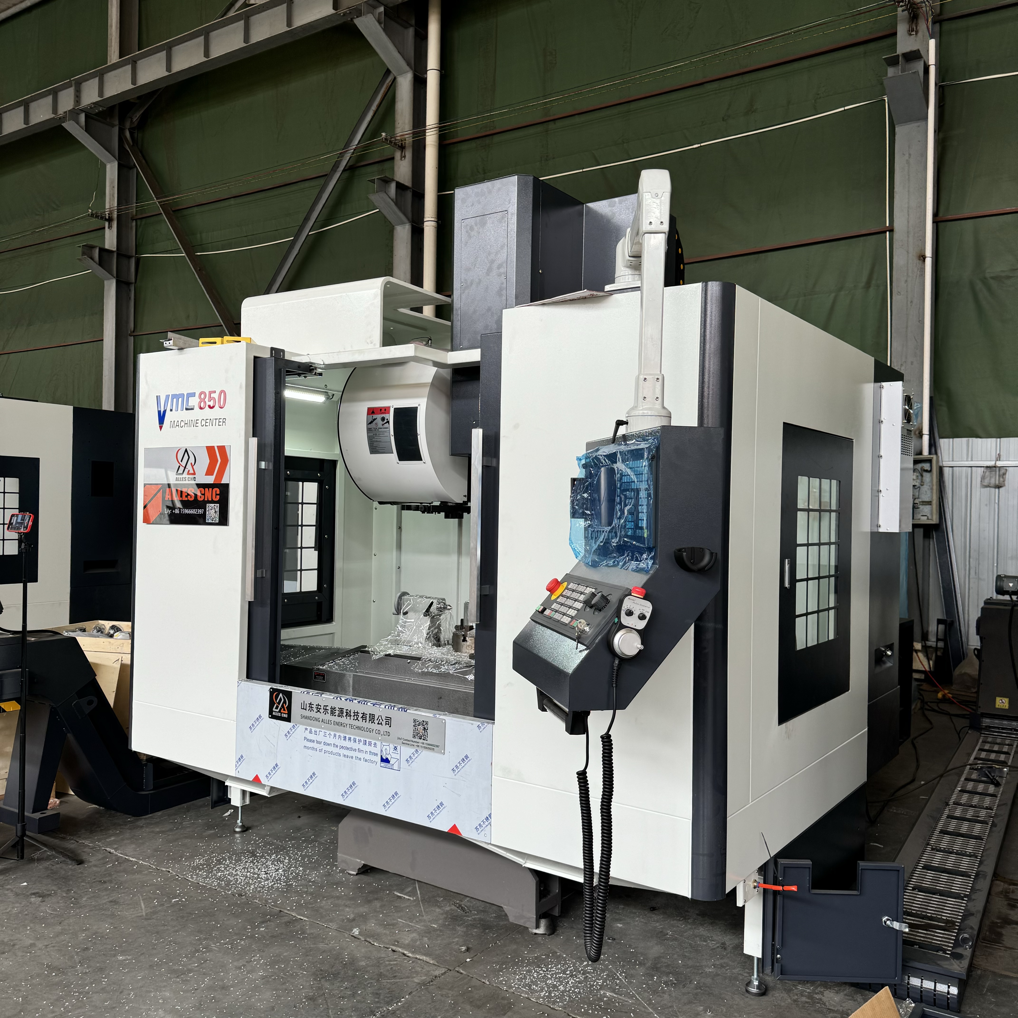 مركز التصنيع الرأسي ALVMC850 على وشك الشحن إلى روسيا