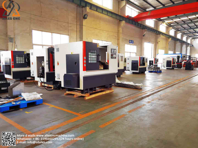 مخرطة CNC لقطع المعادن