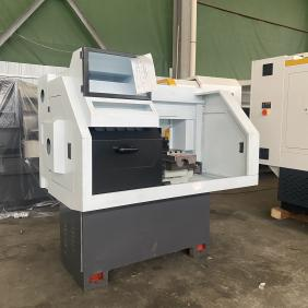 مخروط CNC المعدنية الآلات الصناعية