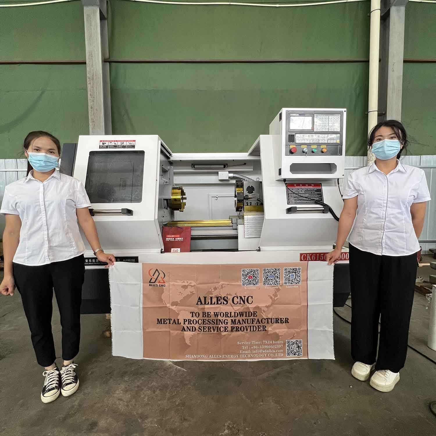 سيتم إرسال مخرطة CNC ALCK6150X1000 إلى Peru 