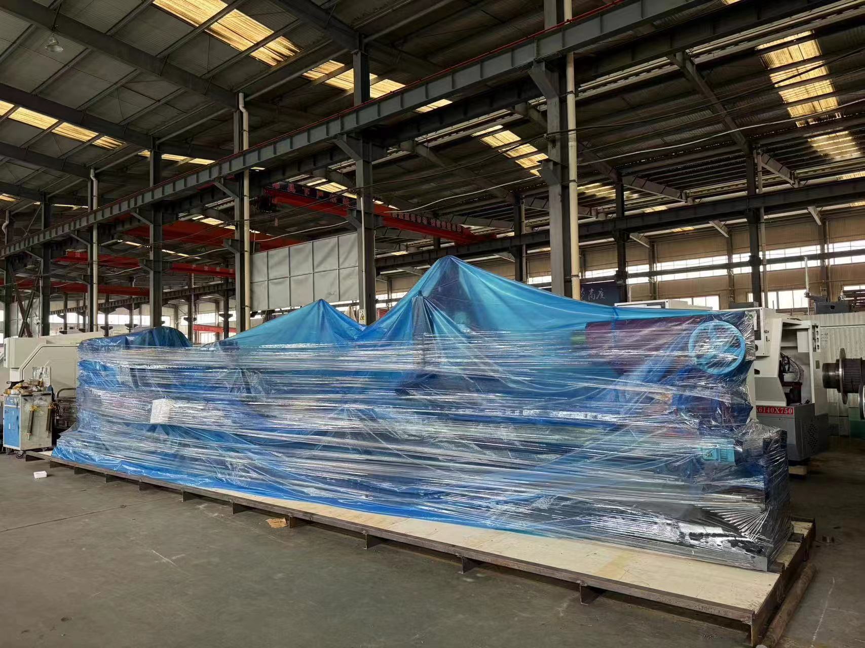 المخرطة التقليدية alca61100 شحنها بنجاح إلى روسيا